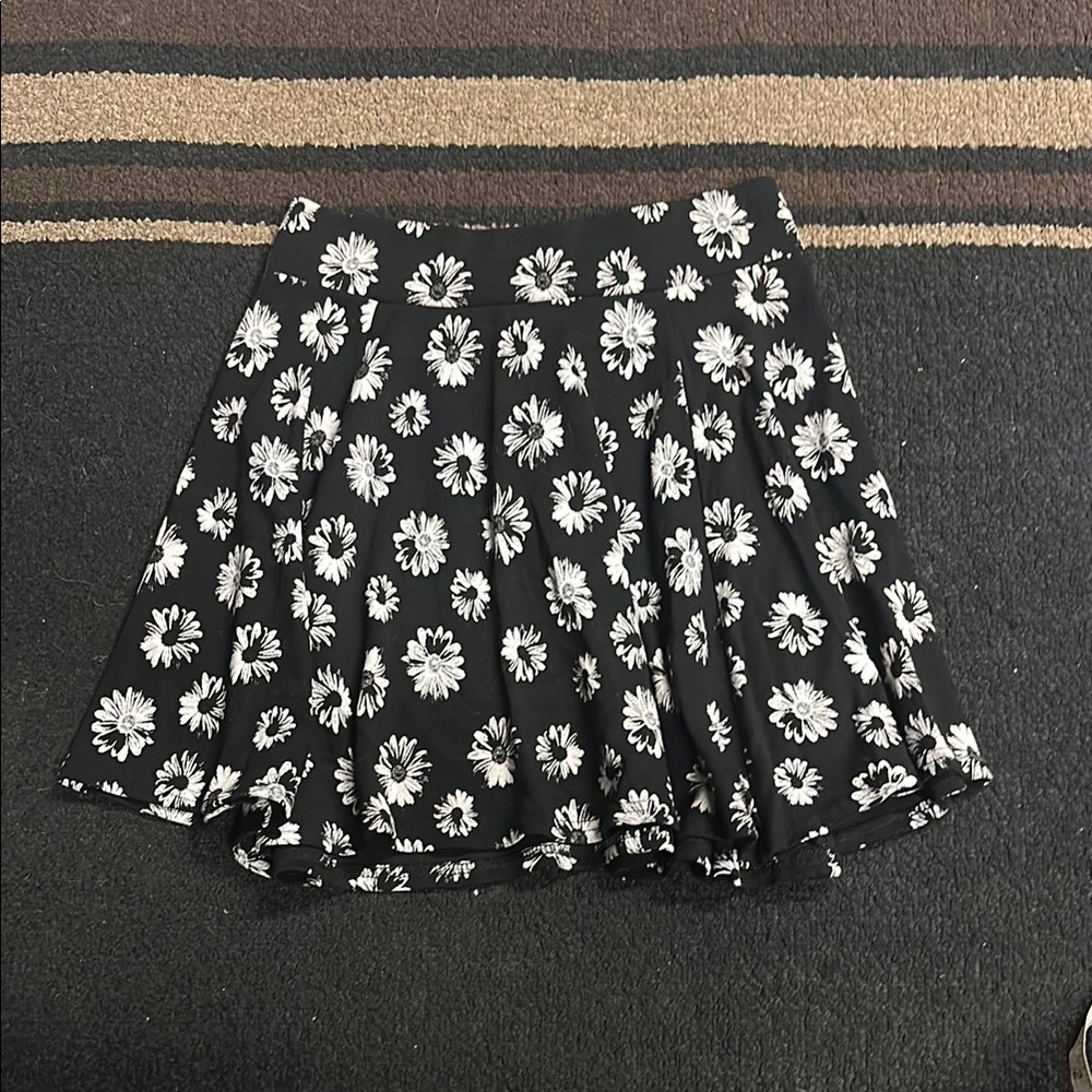 H&M Black and White Skater Mini Skirt